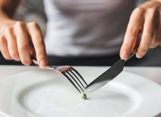 4 reasons you are getting fat when you don’t eat much eating too little and gaining weight