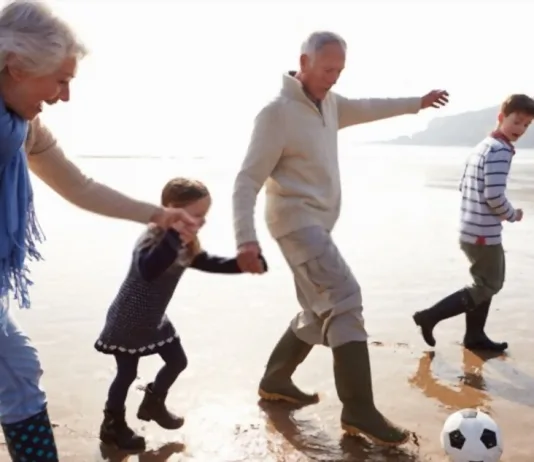 How to use the FIFA World Cup to get fit people-playing-football