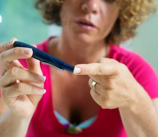 Diabetes in Women: How an Early Diagnosis Increases the Risk of Early Menopause diabetes-and-menopause